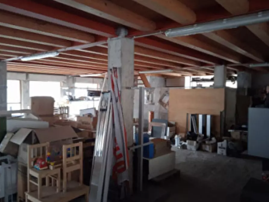 Immagine 8 di Laboratorio in vendita  in Via Galghena, 13 a Pieve Di Cadore