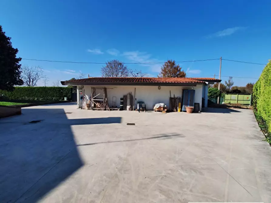 Immagine 3 di Villa in vendita  in Via Carpane a Vigonza