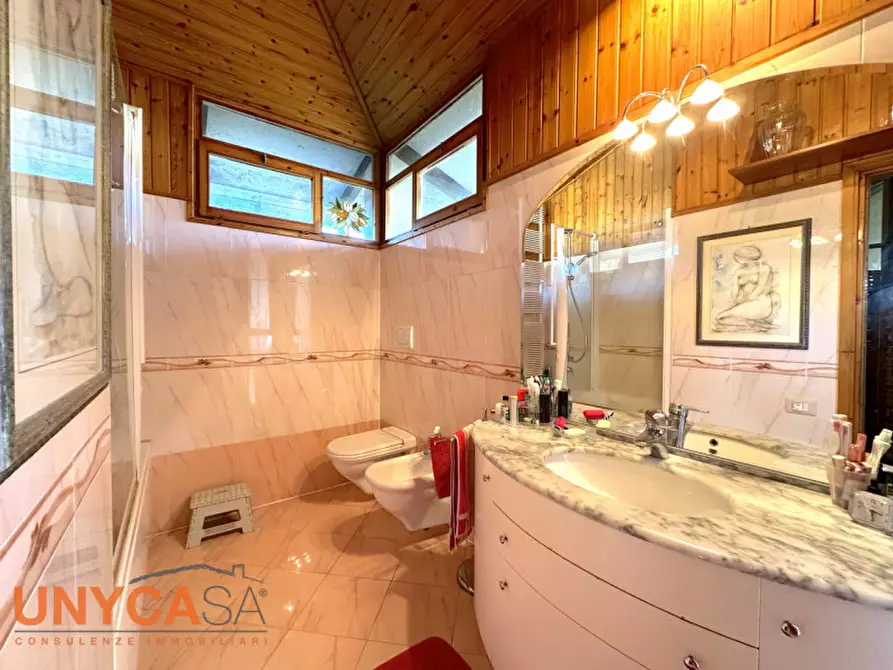 Immagine 9 di Casa indipendente in vendita  a Teolo