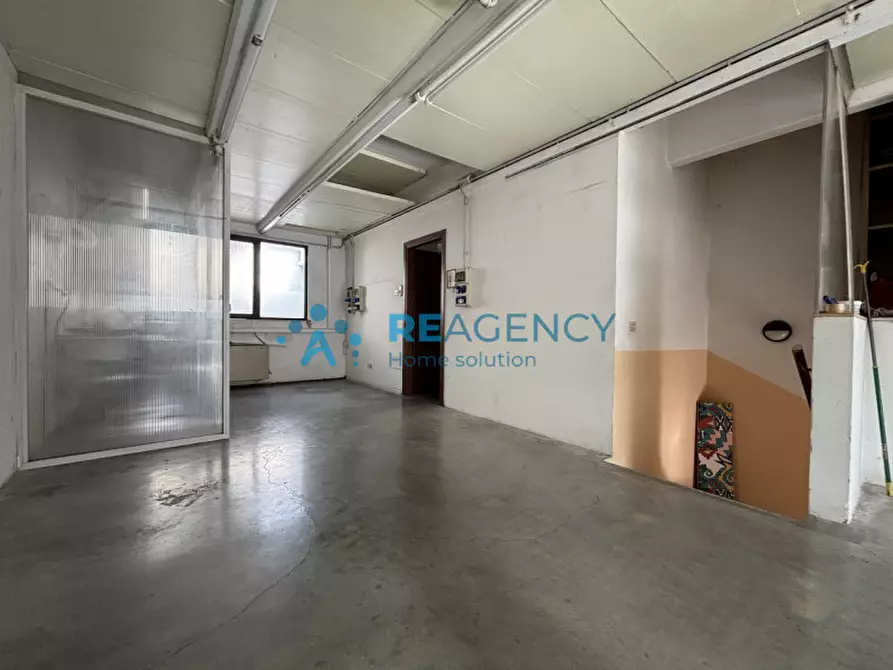 Immagine 7 di Laboratorio in vendita  in Via della Meccanica a Vicenza