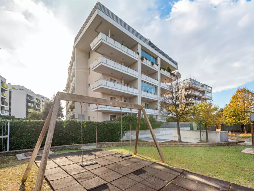 Immagine 1 di Appartamento in vendita  in Via Alberto Giolitti a Roma