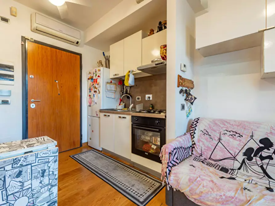 Immagine 2 di Appartamento in vendita  in Via Alberto Giolitti a Roma