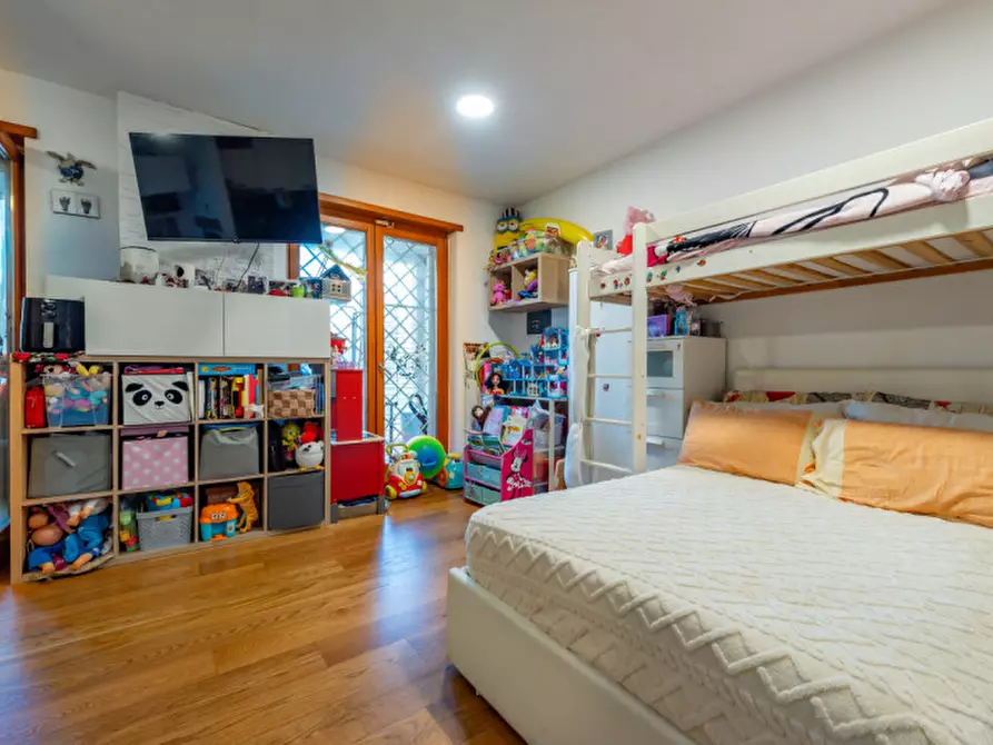 Immagine 7 di Appartamento in vendita  in Via Alberto Giolitti a Roma