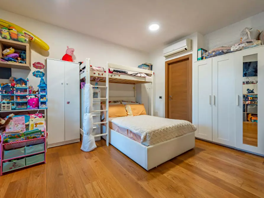 Immagine 8 di Appartamento in vendita  in Via Alberto Giolitti a Roma