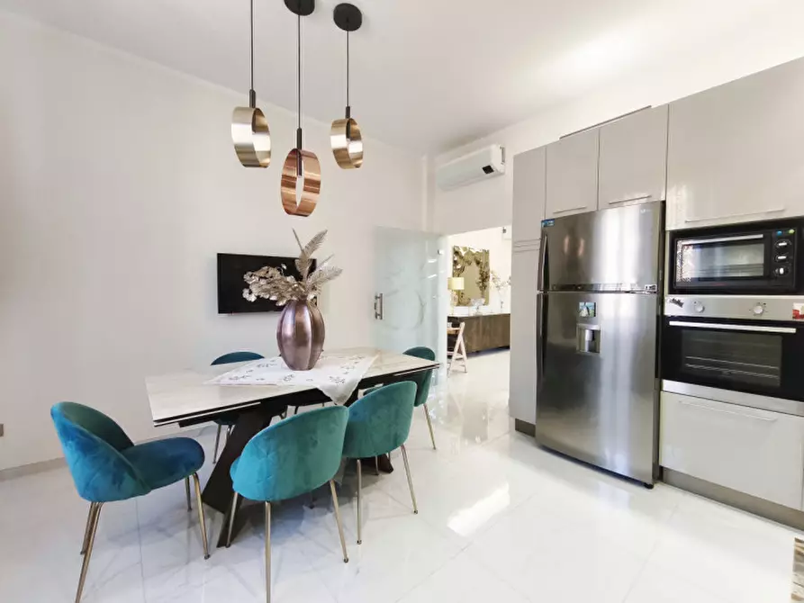 Immagine 1 di Appartamento in vendita  in Via Berretta Rossa a Bologna