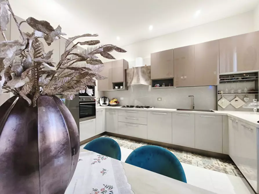 Immagine 3 di Appartamento in vendita  in Via Berretta Rossa a Bologna