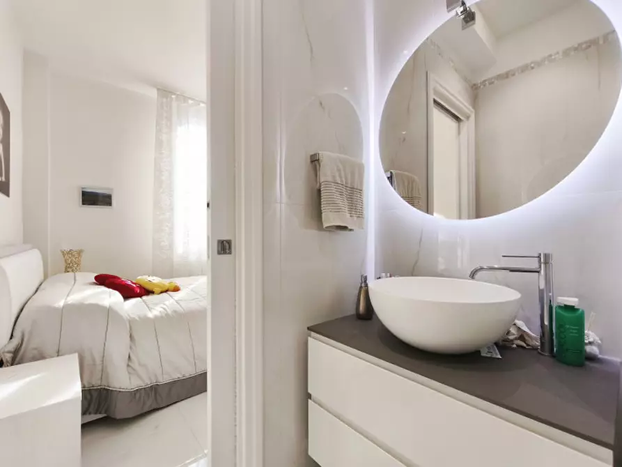 Immagine 7 di Appartamento in vendita  in Via Berretta Rossa a Bologna