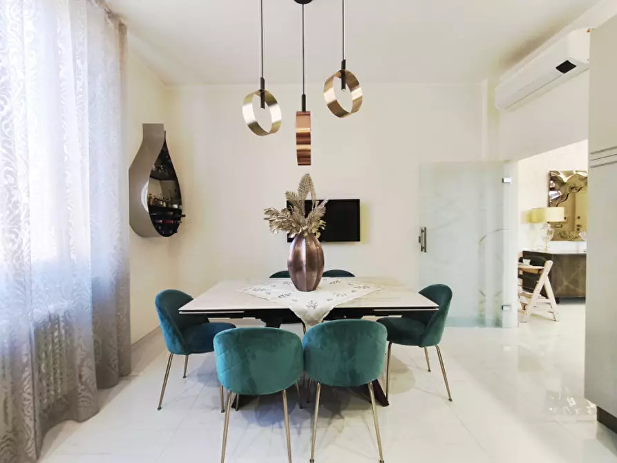 Immagine 8 di Appartamento in vendita  in Via Berretta Rossa a Bologna