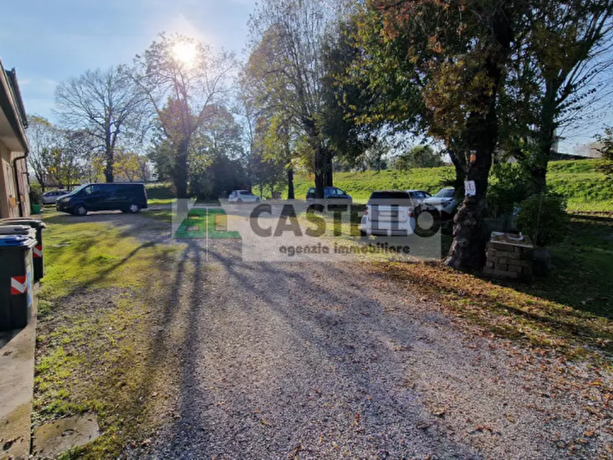 Immagine 10 di Attività commerciale in vendita  in Via Cimitero a Saccolongo