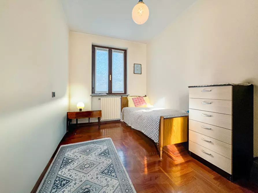 Immagine 12 di Villetta a schiera in vendita  in Via Stefano Niccolini 37 a Oleggio Castello