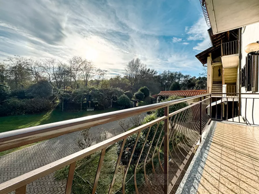 Immagine 21 di Villetta a schiera in vendita  in Via Stefano Niccolini 37 a Oleggio Castello