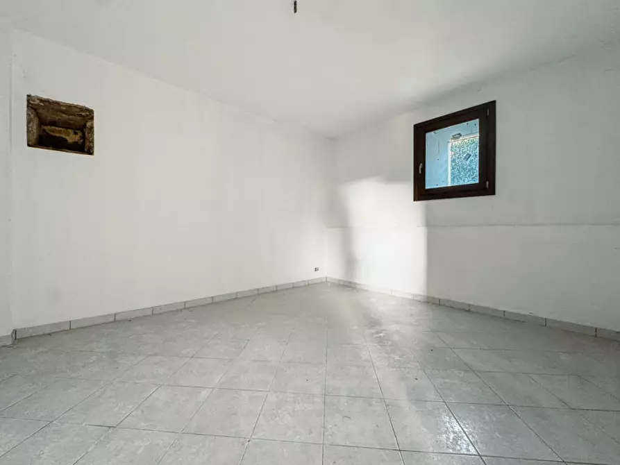 Immagine 11 di Rustico / casale in vendita  in VIA PIANA 16 a Paruzzaro