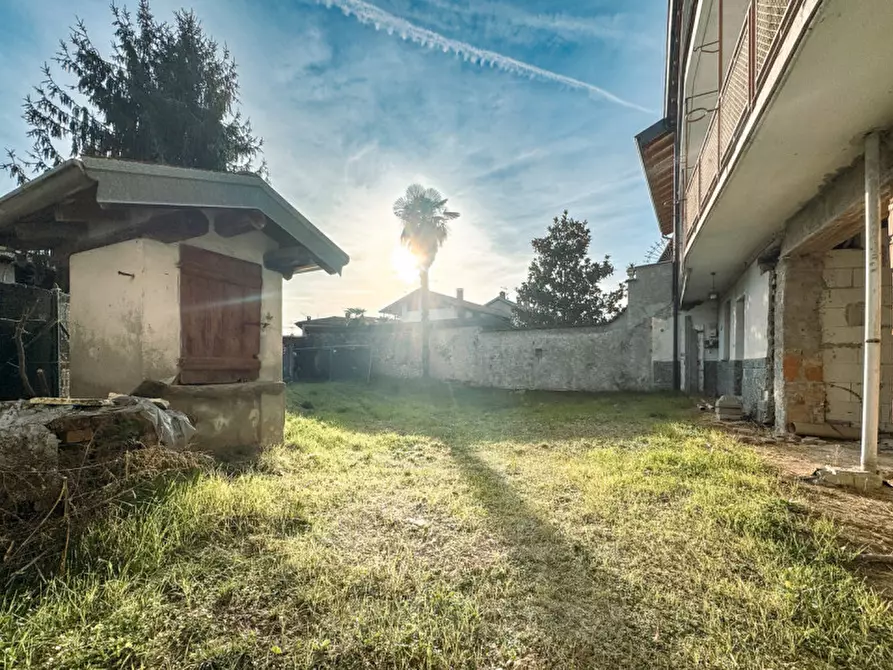 Immagine 15 di Rustico / casale in vendita  in VIA PIANA 16 a Paruzzaro