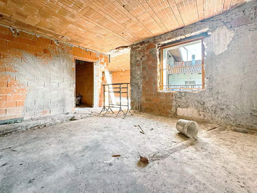 Immagine 18 di Rustico / casale in vendita  in VIA PIANA 16 a Paruzzaro