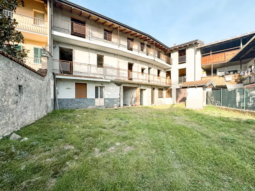 Immagine 26 di Rustico / casale in vendita  in VIA PIANA 16 a Paruzzaro