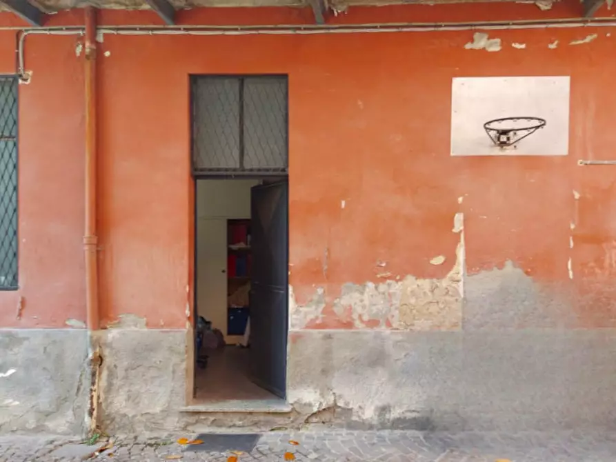 Immagine 7 di Negozio in vendita  in Via Pontida, N. 3-5-7 a Alessandria