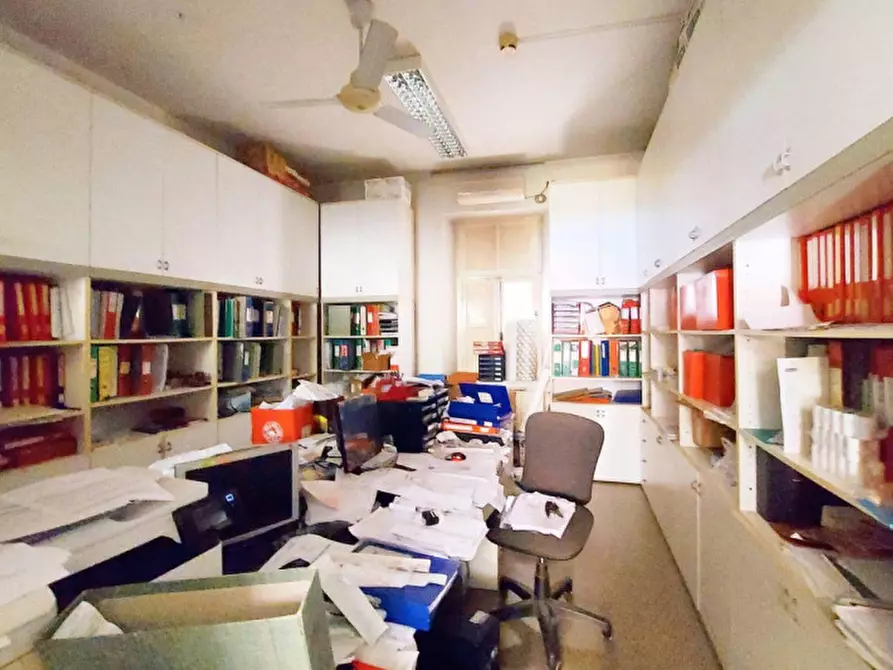 Immagine 8 di Negozio in vendita  in Via Pontida, N. 3-5-7 a Alessandria