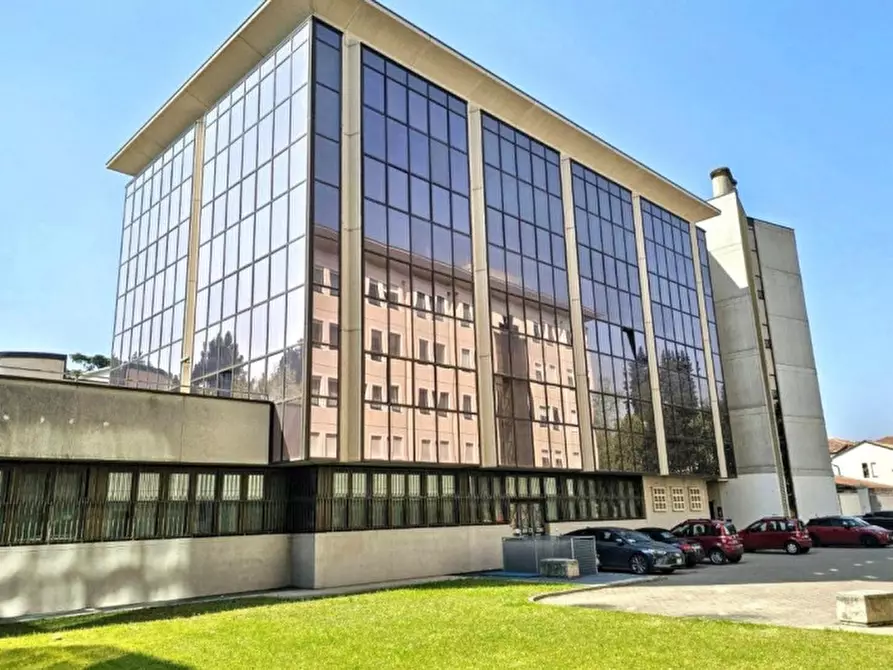 Immagine 2 di Ufficio in vendita  in Largo Parolini, 89, 36061 Bassano del Grappa VI, Italia a Bassano Del Grappa