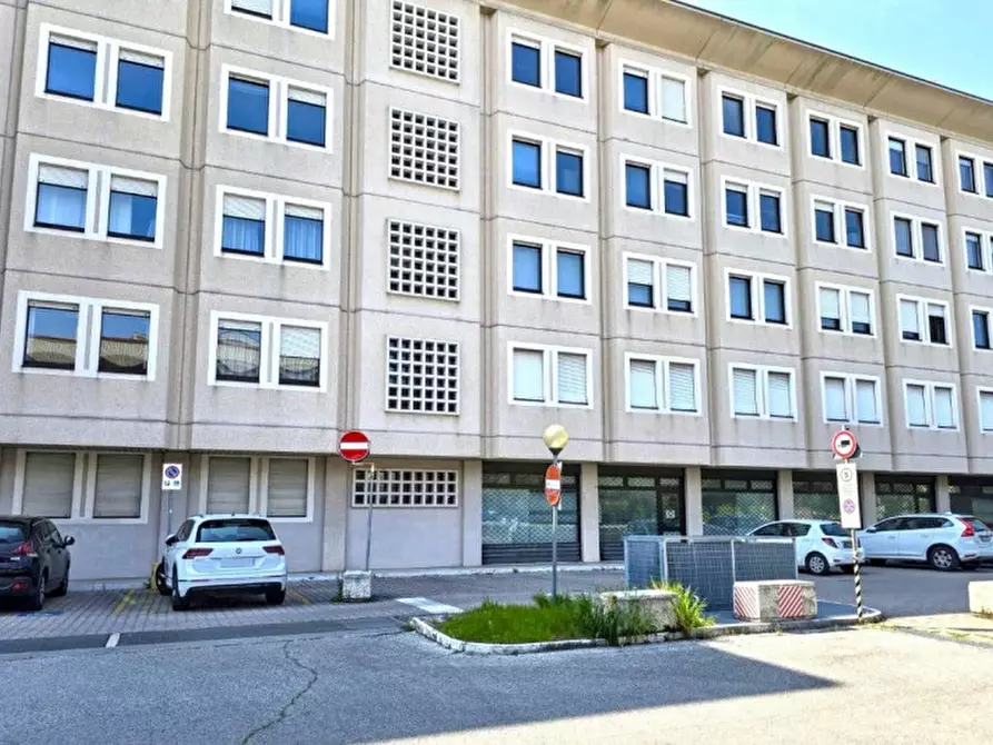 Immagine 16 di Ufficio in vendita  in Largo Parolini, 89, 36061 Bassano del Grappa VI, Italia a Bassano Del Grappa