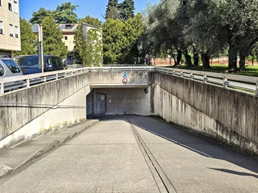 Immagine 21 di Ufficio in vendita  in Largo Parolini, 89, 36061 Bassano del Grappa VI, Italia a Bassano Del Grappa