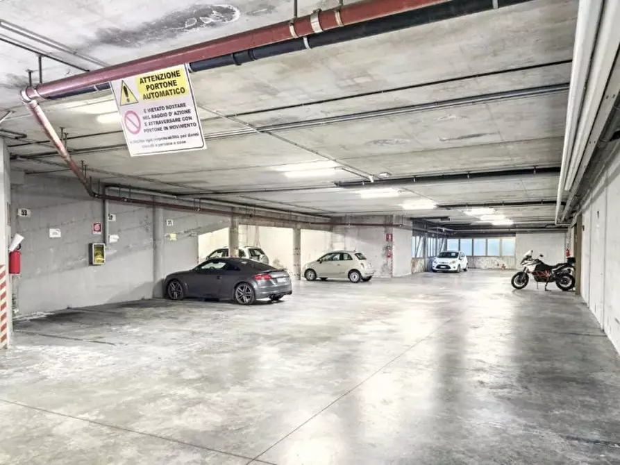 Immagine 22 di Ufficio in vendita  in Largo Parolini, 89, 36061 Bassano del Grappa VI, Italia a Bassano Del Grappa