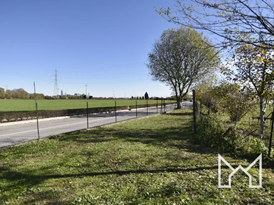 Immagine 34 di Villetta a schiera in vendita  a Romano D'ezzelino