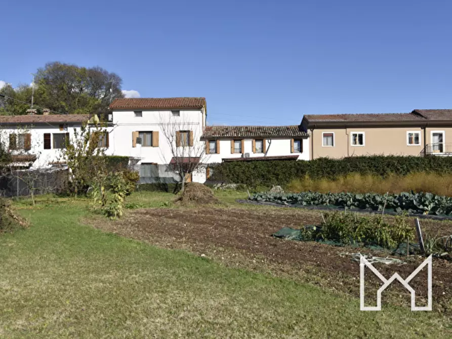 Immagine 36 di Villetta a schiera in vendita  a Romano D'ezzelino