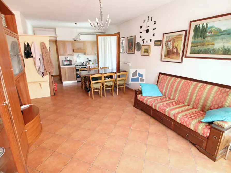 Immagine 1 di Appartamento in vendita  in Via Foscolo a Santa Maria Di Sala