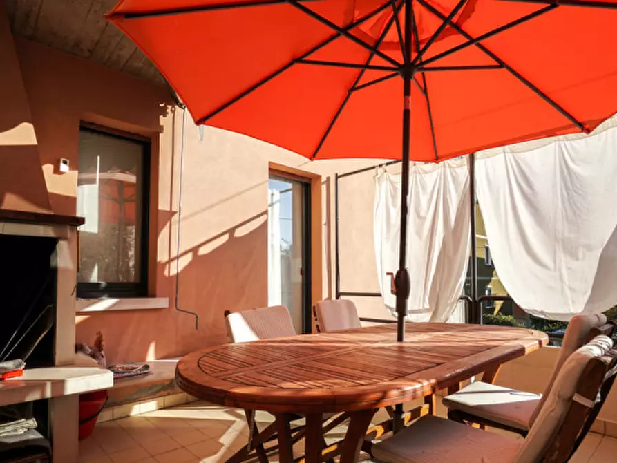 Immagine 6 di Casa indipendente in vendita  a Verona