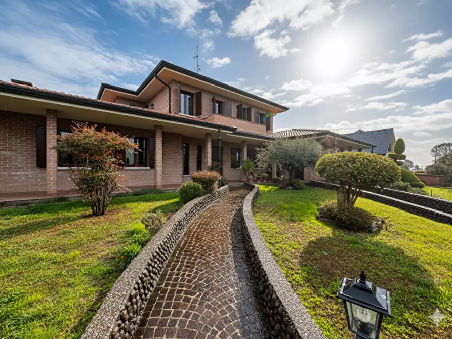 Immagine 23 di Villa in vendita  in Via Sant'Alberto 19 a Badia Polesine