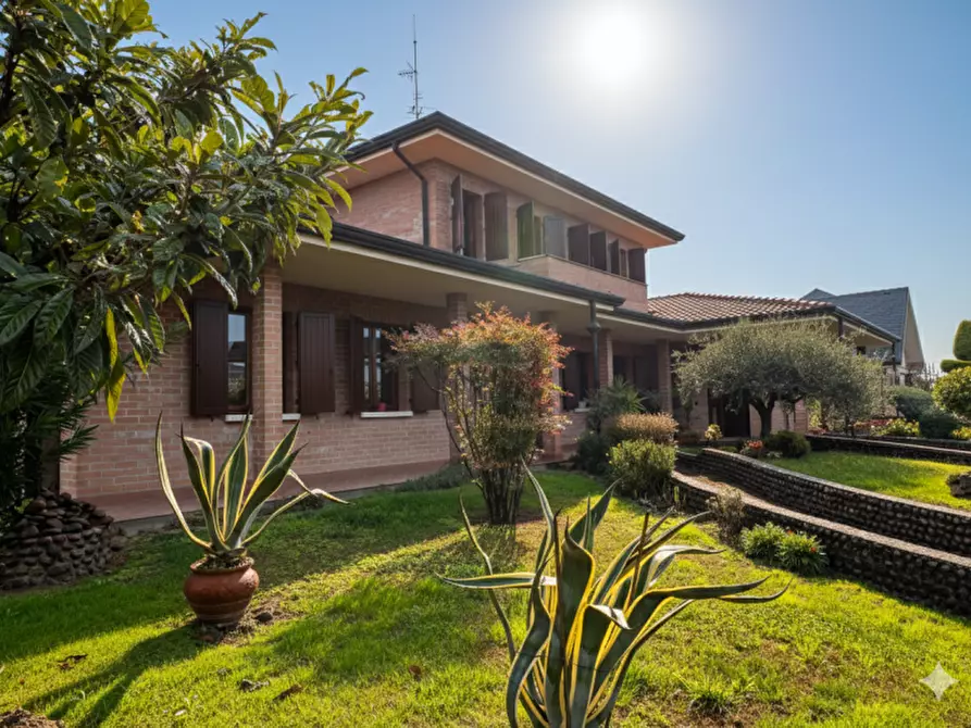 Immagine 32 di Villa in vendita  in Via Sant'Alberto 19 a Badia Polesine