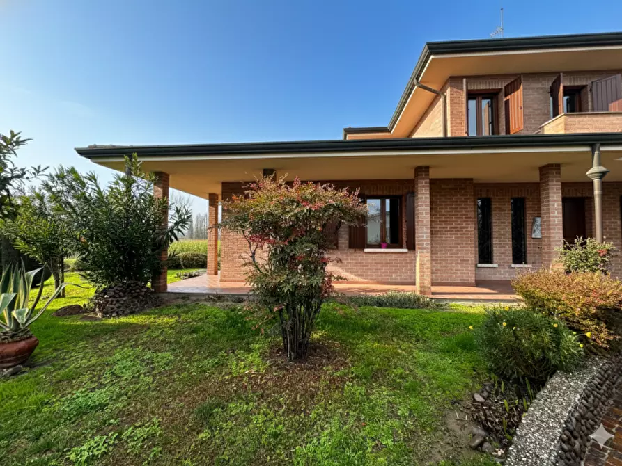 Immagine 51 di Villa in vendita  in Via Sant'Alberto 19 a Badia Polesine