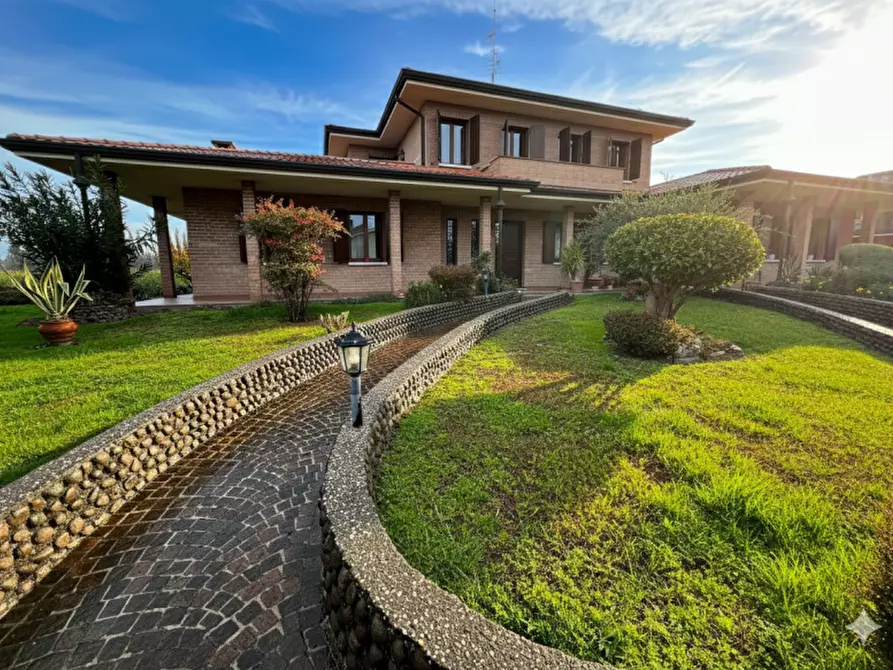 Immagine 57 di Villa in vendita  in Via Sant'Alberto 19 a Badia Polesine