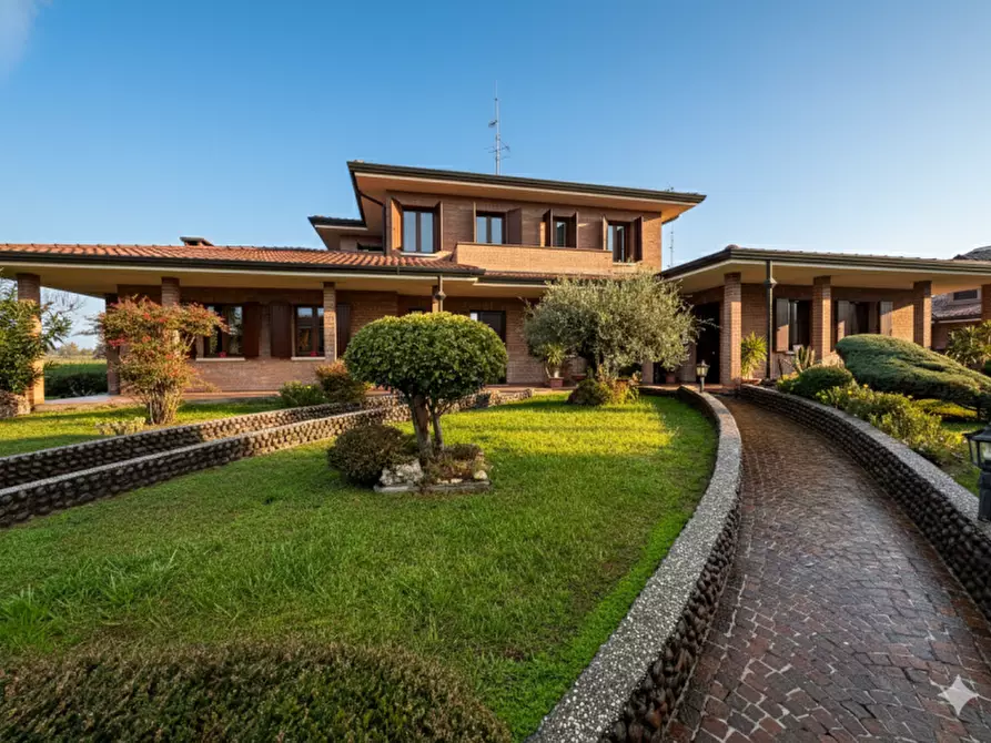 Immagine 65 di Villa in vendita  in Via Sant'Alberto 19 a Badia Polesine