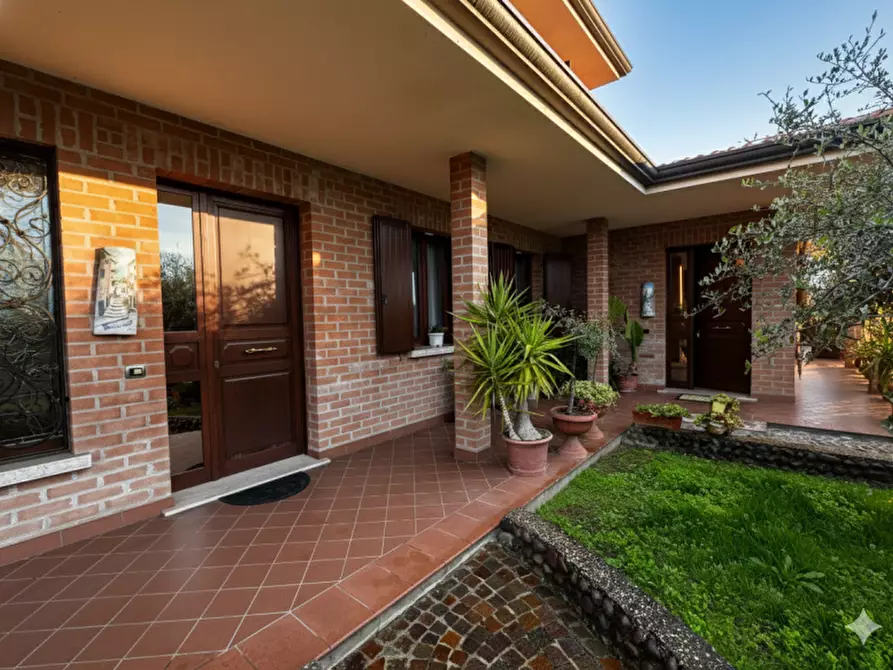 Immagine 69 di Villa in vendita  in Via Sant'Alberto 19 a Badia Polesine