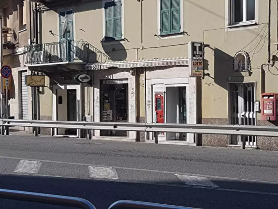 Immagine 6 di Attività commerciale in vendita  in via nizza a Savona