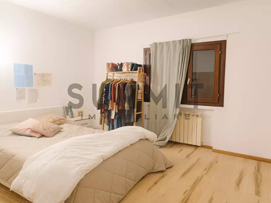 Immagine 5 di Appartamento in vendita  in Schio - Centro a Schio