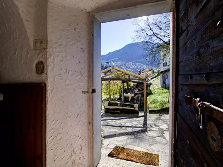 Immagine 4 di Appartamento in vendita  in Via Nicolò Oradini, 27 a Sella Giudicarie