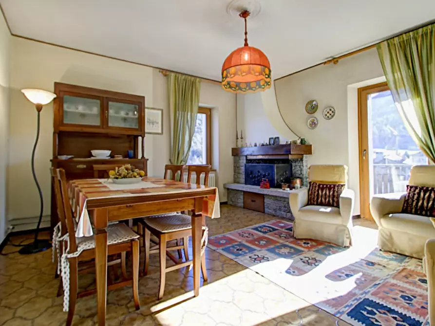 Immagine 7 di Appartamento in vendita  in Via Nicolò Oradini, 27 a Sella Giudicarie