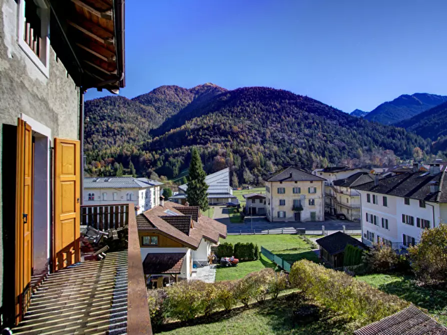 Immagine 11 di Appartamento in vendita  in Via Nicolò Oradini, 27 a Sella Giudicarie