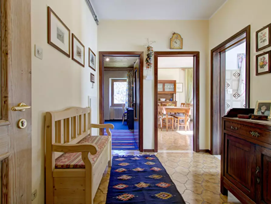 Immagine 15 di Appartamento in vendita  in Via Nicolò Oradini, 27 a Sella Giudicarie