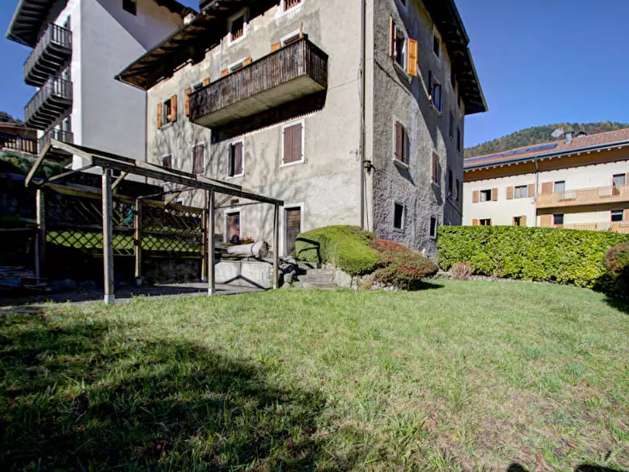 Immagine 22 di Appartamento in vendita  in Via Nicolò Oradini, 27 a Sella Giudicarie