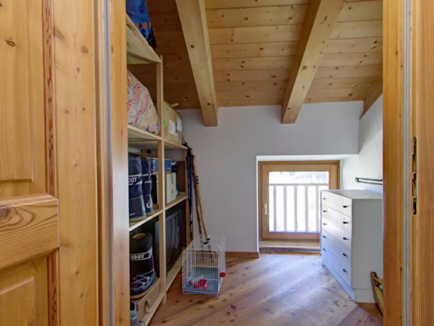 Immagine 24 di Appartamento in vendita  in Via Nicolò Oradini, 27 a Sella Giudicarie