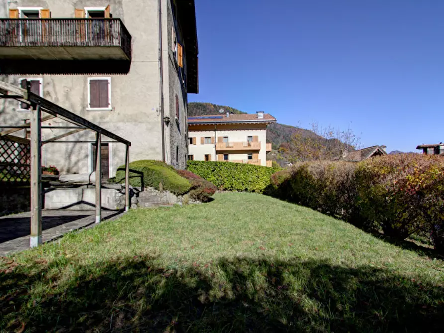 Immagine 32 di Appartamento in vendita  in Via Nicolò Oradini, 27 a Sella Giudicarie