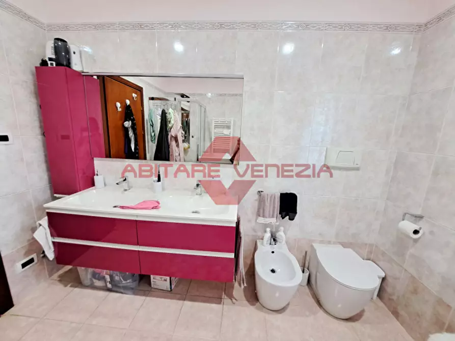 Immagine 12 di Appartamento in vendita  in Calle Tardivi a Venezia