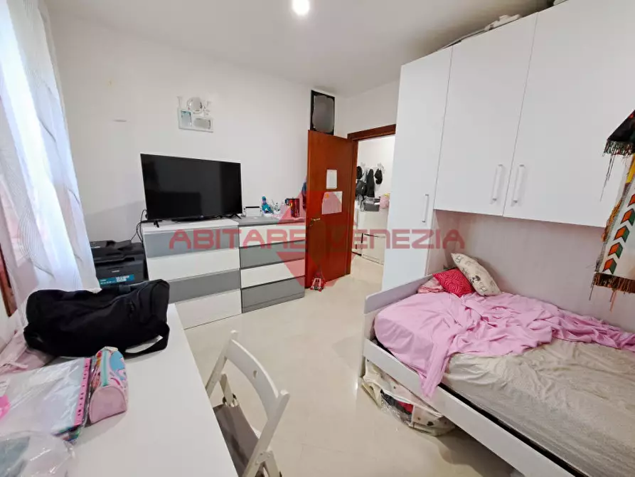 Immagine 17 di Appartamento in vendita  in Calle Tardivi a Venezia