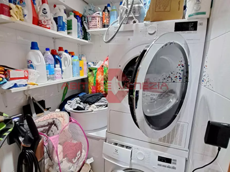 Immagine 18 di Appartamento in vendita  in Calle Tardivi a Venezia