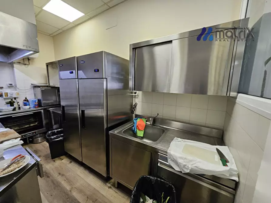 Immagine 12 di Attività commerciale in vendita  in via san marco a Padova