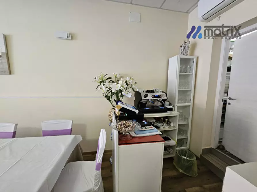 Immagine 15 di Attività commerciale in vendita  in via san marco a Padova