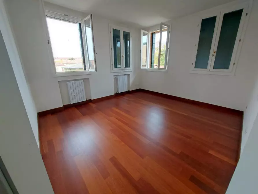 Immagine 6 di Appartamento in vendita  in VIA MICHELE SANMICHELI a Padova